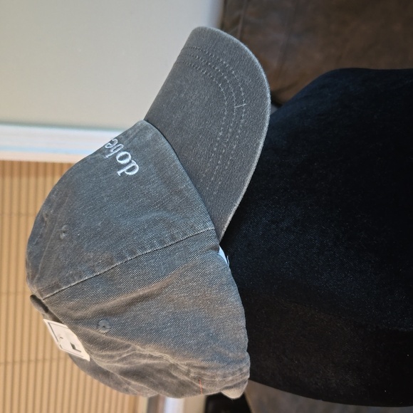 "Do Better" Adjustable Gray Hat NWT - Picture 3 of 8